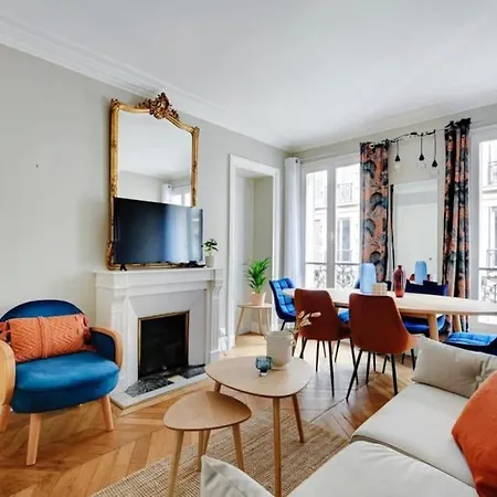 Elegant Parisian Flat - Monceau
